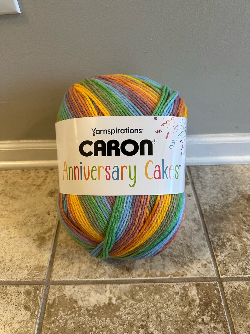 Caron Anniversary Cakes Tropical Breeze Yarn 35.3 Oz. 1000g - Brand New